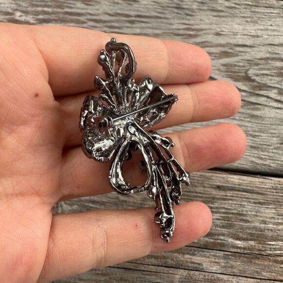 Vintage Jewelry rhinestone Brooch Ribbon Brooch with Rhinestones Pin - Picture 3 of 3